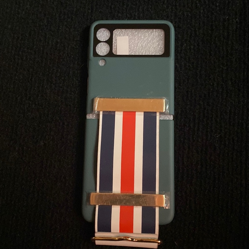 Compatible with Samsung Galaxy Z Flip 4 5G